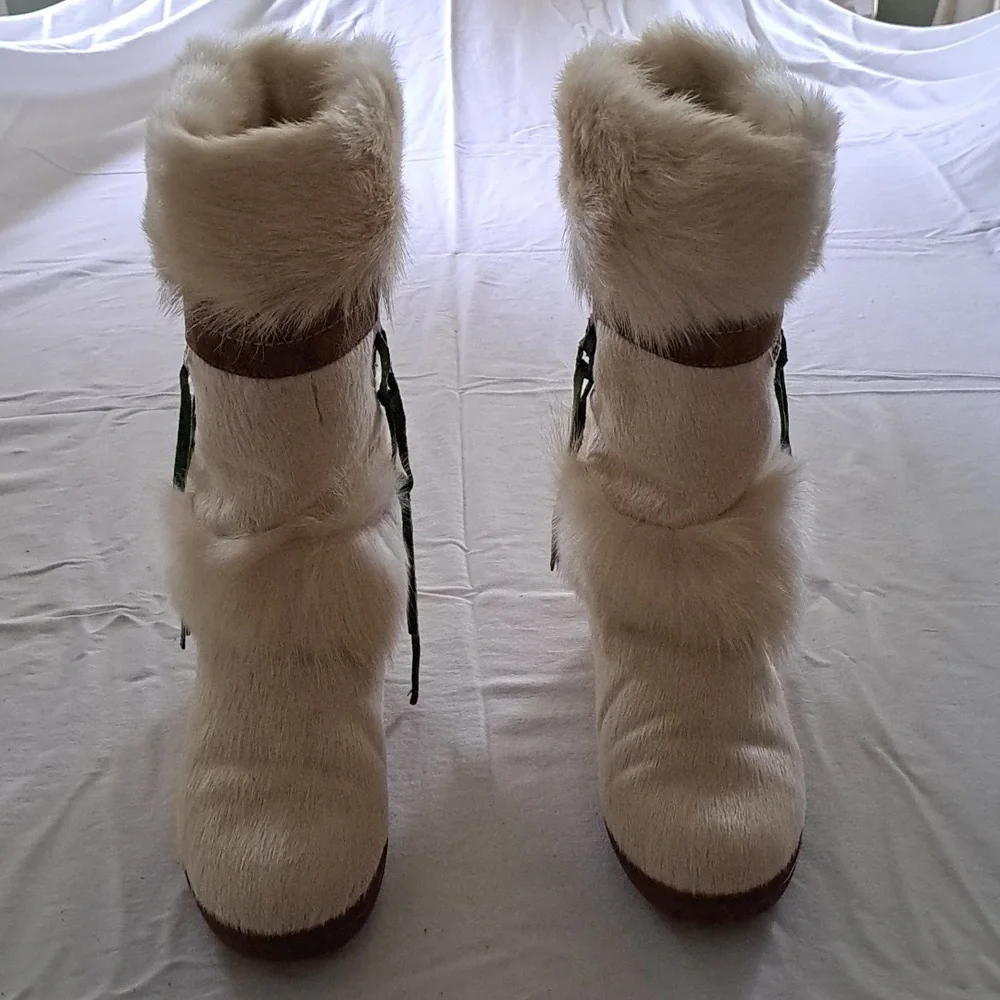 Dalbello Women's Goat Hair Boots in white - Picture 2 of 13